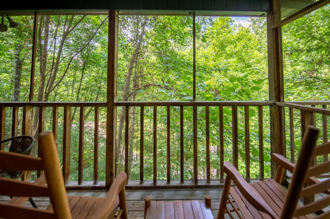 North Ridge Place Brand New Log Cabin With Hot Tub Great Location Sevierville Kültér fotó