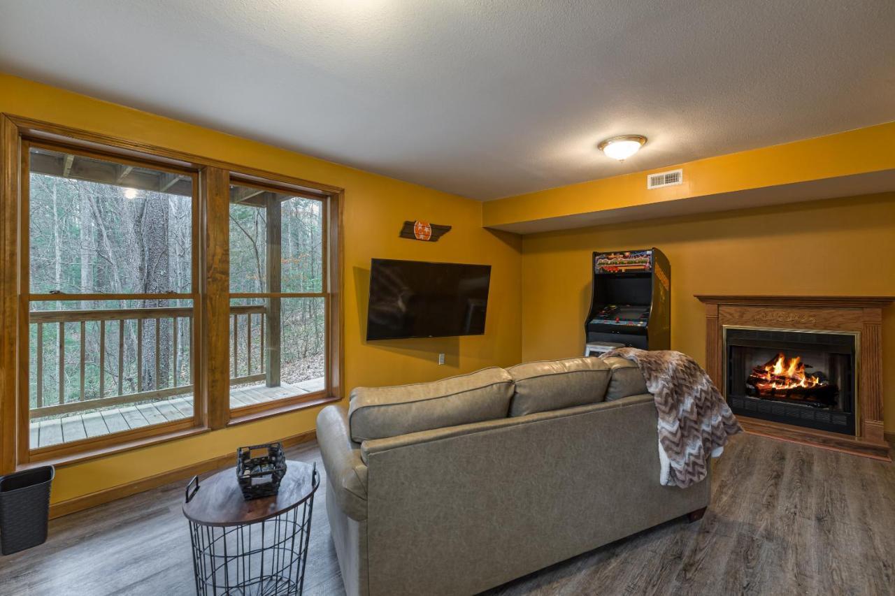 North Ridge Place Brand New Log Cabin With Hot Tub Great Location Sevierville Kültér fotó
