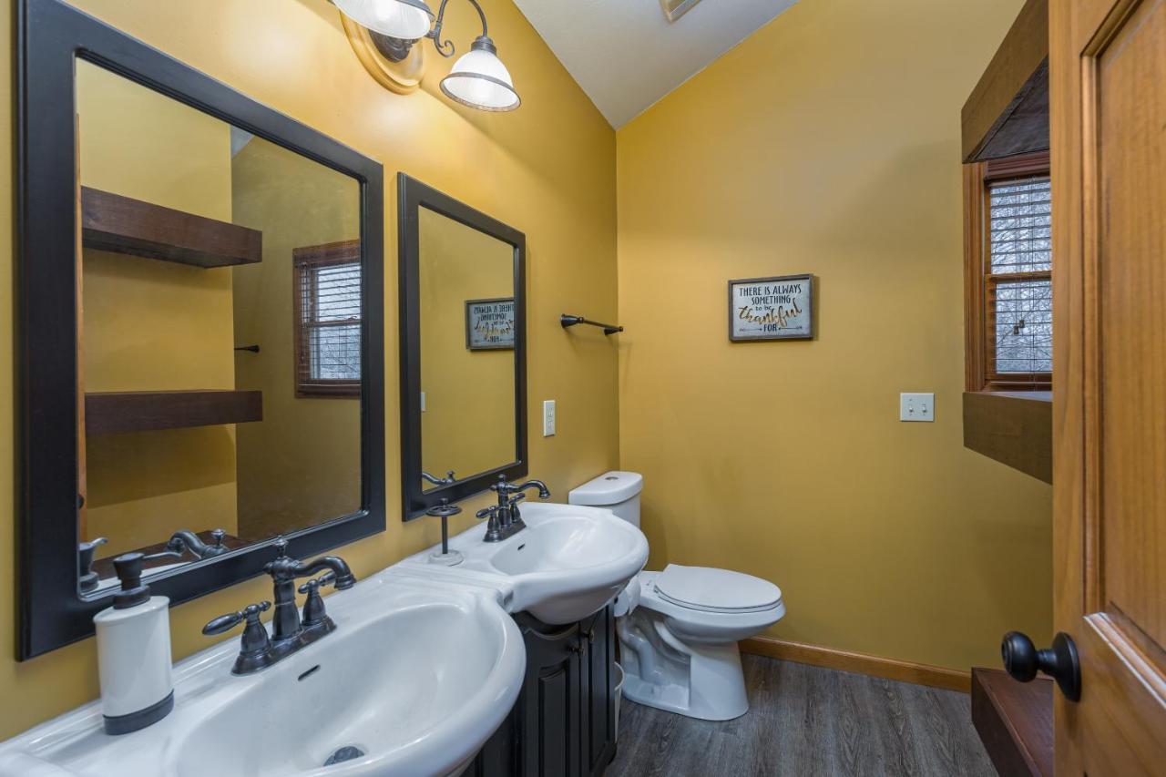 North Ridge Place Brand New Log Cabin With Hot Tub Great Location Sevierville Kültér fotó